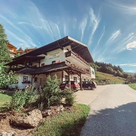 Fruehstueckspension Auer - Haus Kargl فندق مبيت وإفطار 3*
