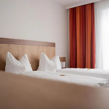 Bed & Breakfast Fruehstueckspension Auer - Haus Kargl