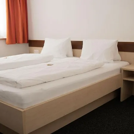 Fruehstueckspension Auer - Haus Kargl فندق مبيت وإفطار 3*