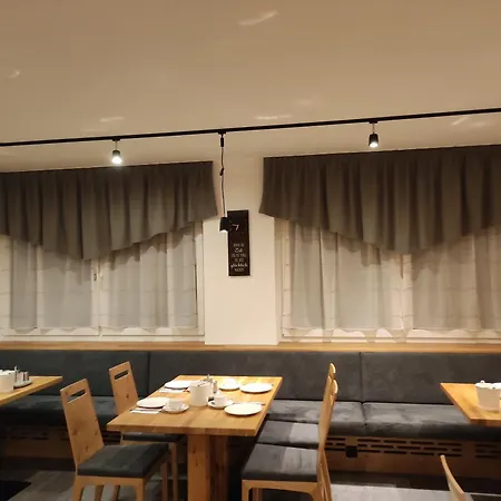 Fruehstueckspension Auer - Haus Kargl فندق مبيت وإفطار 3*