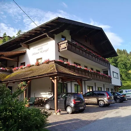 Fruehstueckspension Auer - Haus Kargl Bed & Breakfast Schladming