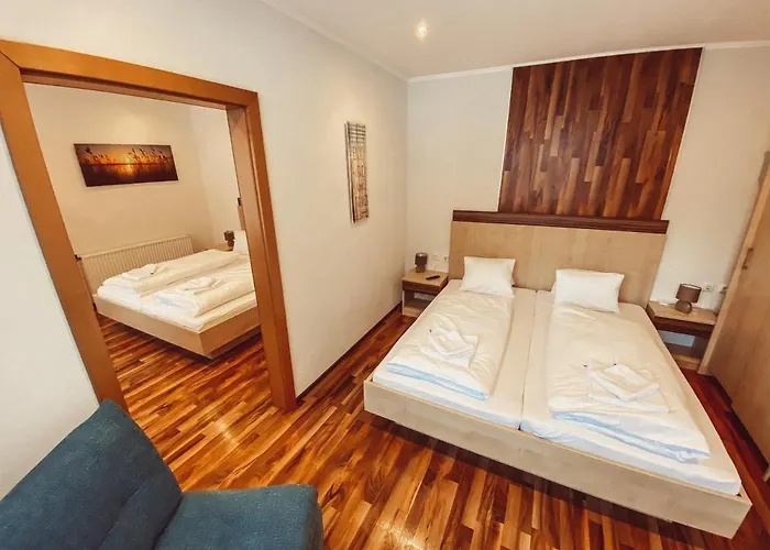 Bed & Breakfast Fruehstueckspension Auer - Haus Kargl