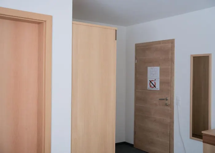 Fruehstueckspension Auer - Haus Kargl Nocleg ze śniadaniem Schladming