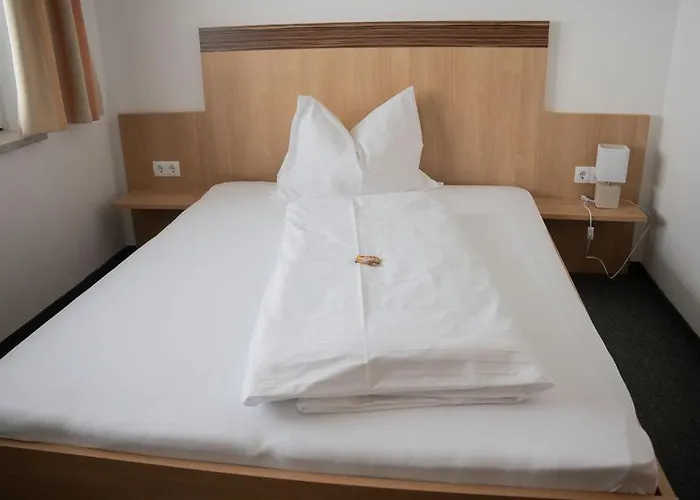 Fruehstueckspension Auer - Haus Kargl Nocleg ze śniadaniem 3*